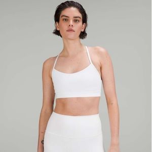 Lululemon Flow Y Bra Nulu *Light Support, A–C Cups
White size 4